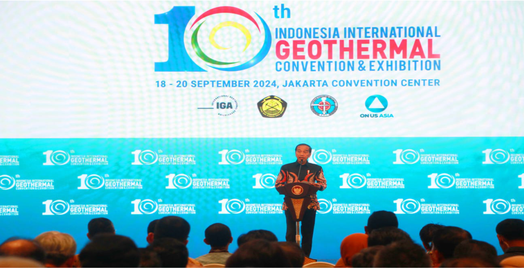 President Joko Widodo delivered a speech at the opening of the Indonesia International Geothermal Convention and Exhibition 2024 in Jakarta, Wednesday (18/9/2024). In his address, President Joko Widodo stressed the importance of fully optimizing the 24,000 MW geothermal energy potential to support green energy. (Petromindo/Mudasir)